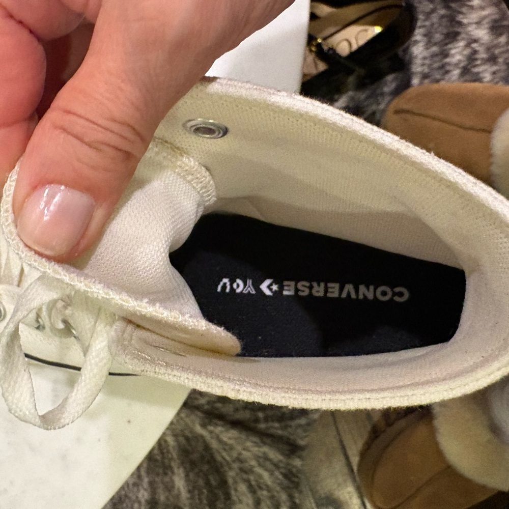 Custom Chuck Taylor All Star Lift Platform Heart Embroidery - Picture 8 of 11